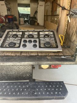 Gas stove top