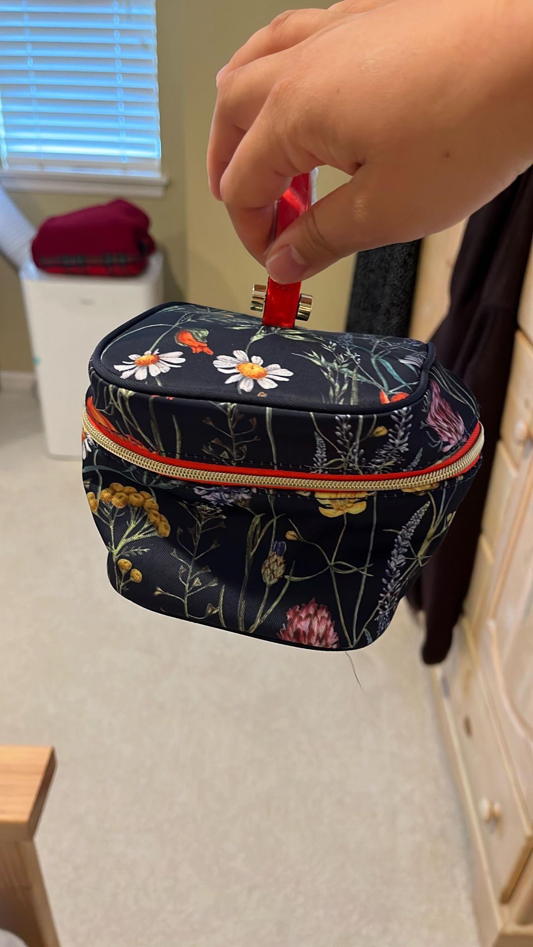 Estée Lauder Cosmetic Bag