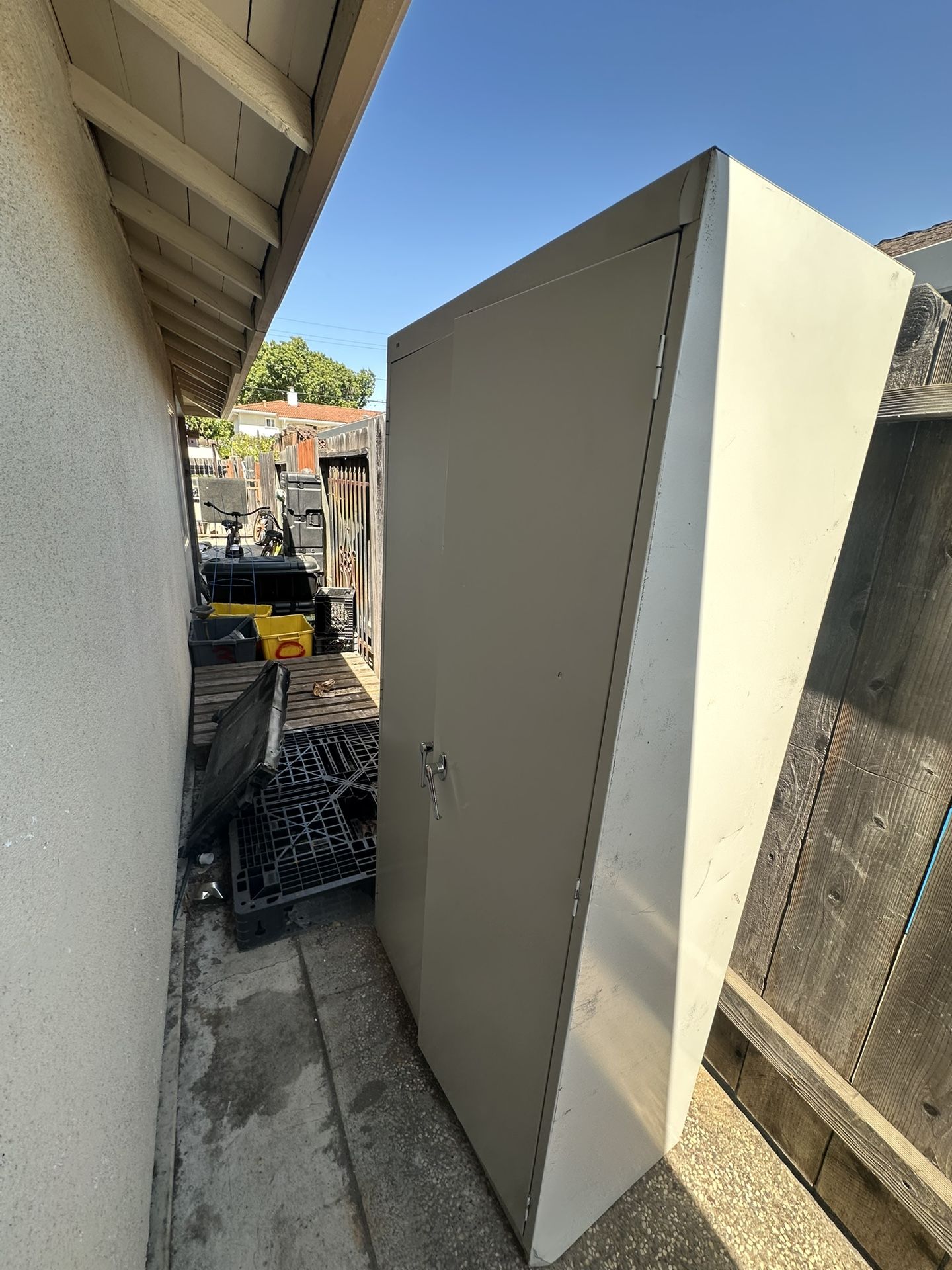 Steel Cabinet With Shelves