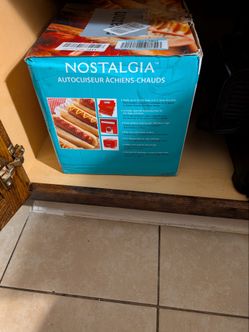 Hot dogs steamer for