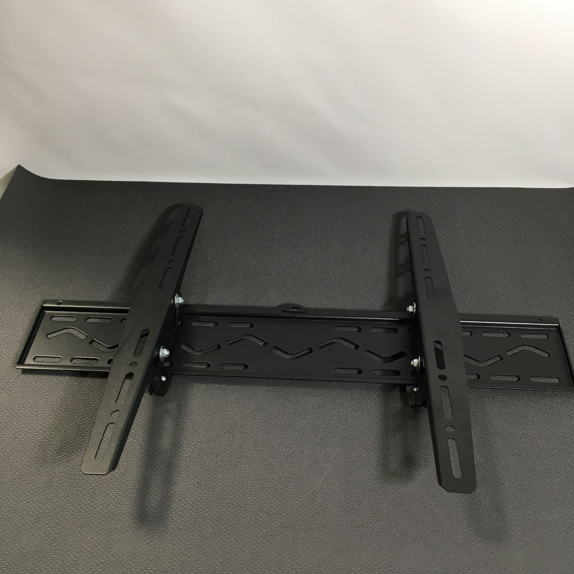 Universal 32” - 70” LED LCD SMART TV Wall Mount TV Bracket
