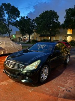 2013 Infiniti G37