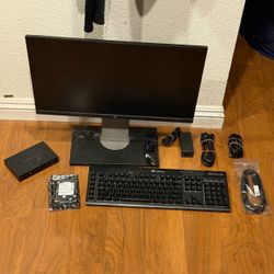 HP Monitor 24inch with Corsair Keyboard and Accessories