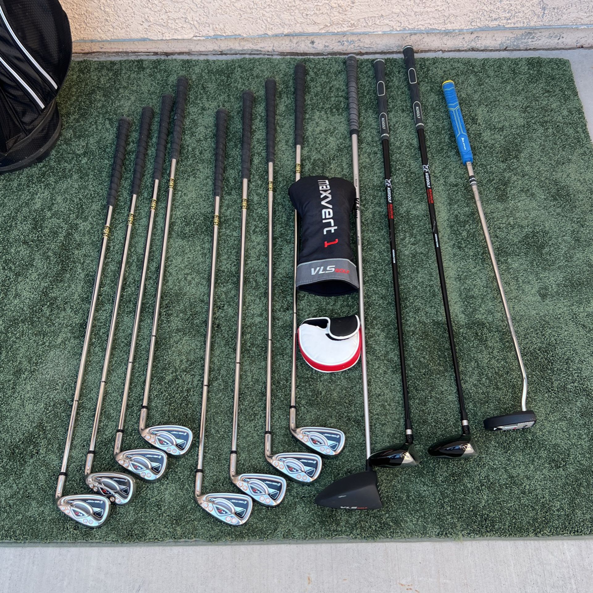 Golf Bag And Golf Clubs/ Driver And Woods