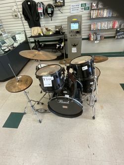 Full drum set
