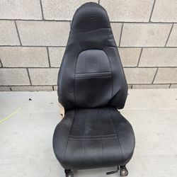 Nb 1 miata seats with covers 