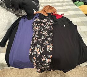 Women’s size XL clothing