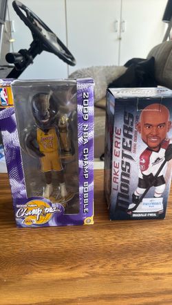 Kobe championship bobble head