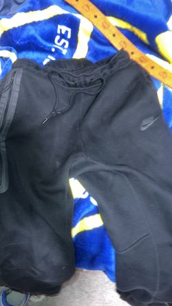 black nike tech pants