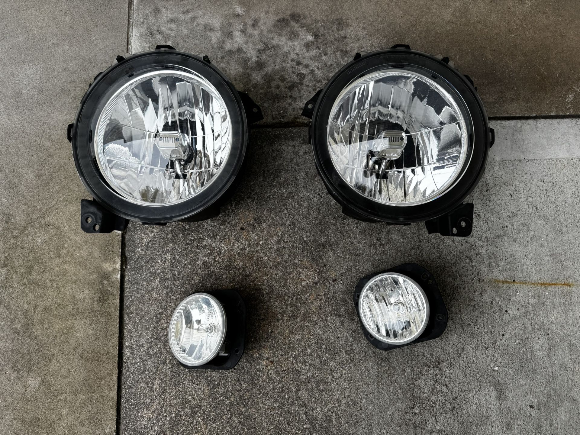 OEM Halogen Light Set for Jeep Gladiator