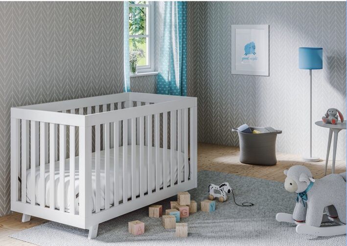Storkcraft Beckett 3 in 1 Convertible Baby Crib, White