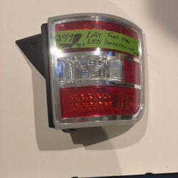2019 Ford Flex Left LED Brake/taillight Assembly 