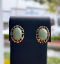 Jewelry 14k solid yellow gold Chinese jade 28CTW earrings