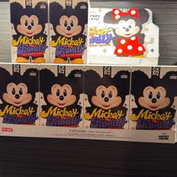 Mickey  Family Keychain 