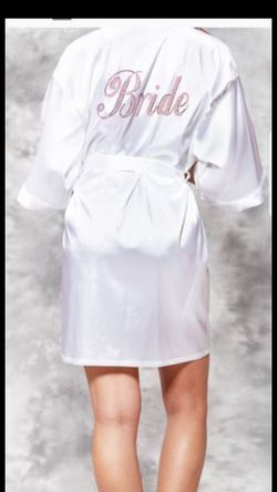 BRIDAL satin white robe with rhynstons in the back(size M/L)