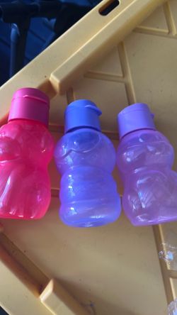 Set de tres Botellitas de 350 ml Nuevas de Tupperwere las tres por 10