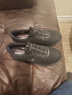 Sketchers Shoes