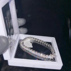 moissanite tennis bracelet 