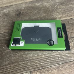 Kate Spade Magnetic Wallet
