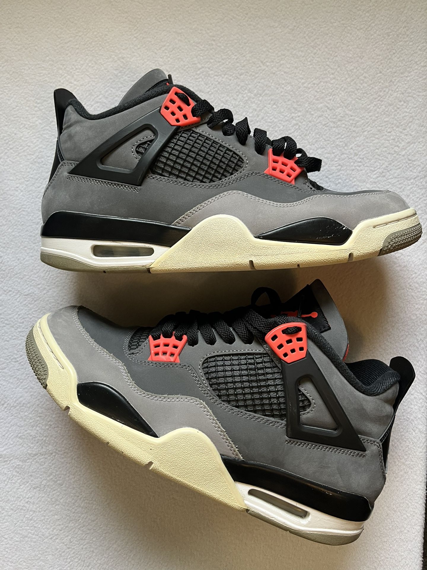 Air Jordan 4 Inferred