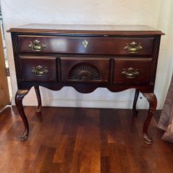 Webb Queen Anne Lowboy 