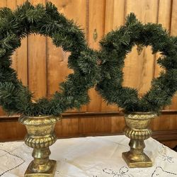 Vintage Victorian Christmas Wreath Topiaries 