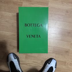 Bottega Venta Orbit Silver/white