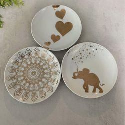 3 Small Serving Plates