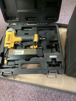 Dewalt Air 23Ga Pin Nailer $100