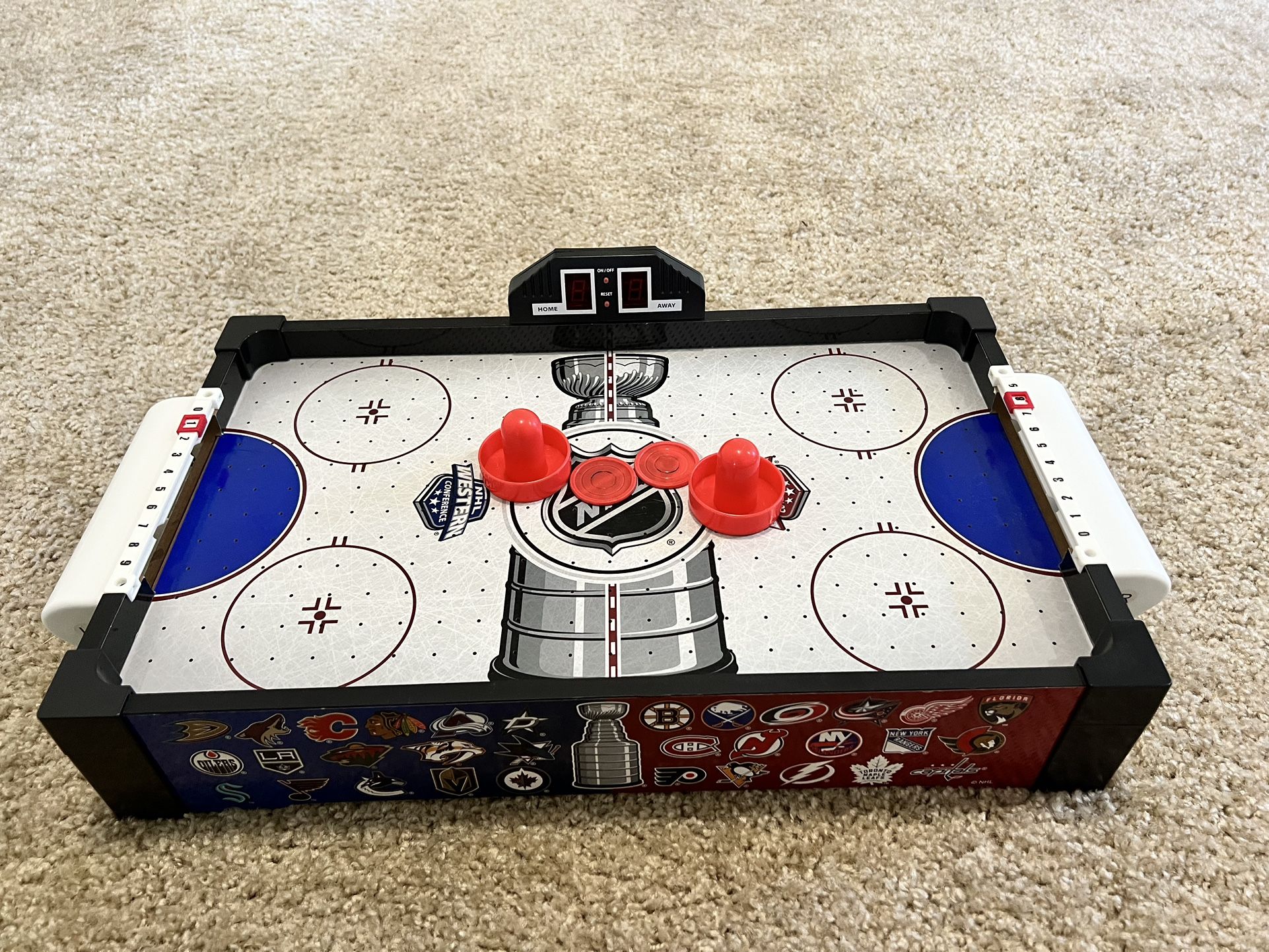 Kids Air Hockey