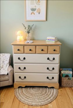 Gorgeous 😍 Refinished Cottage vintage solid wood nightstand/small dresser