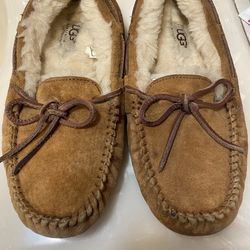 Ugg slippers