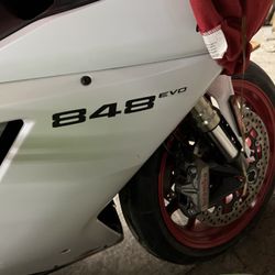 Ducati 848 Evo Parts