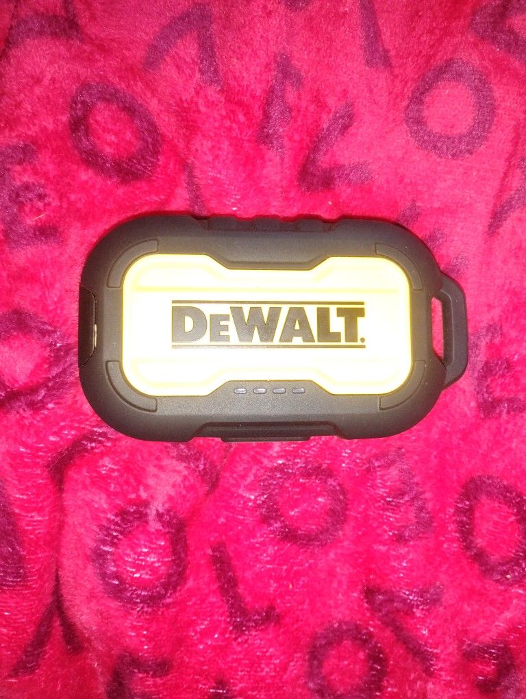 DeWalt Power Bank Portable Charger 