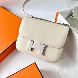 Hermes shoulder bag