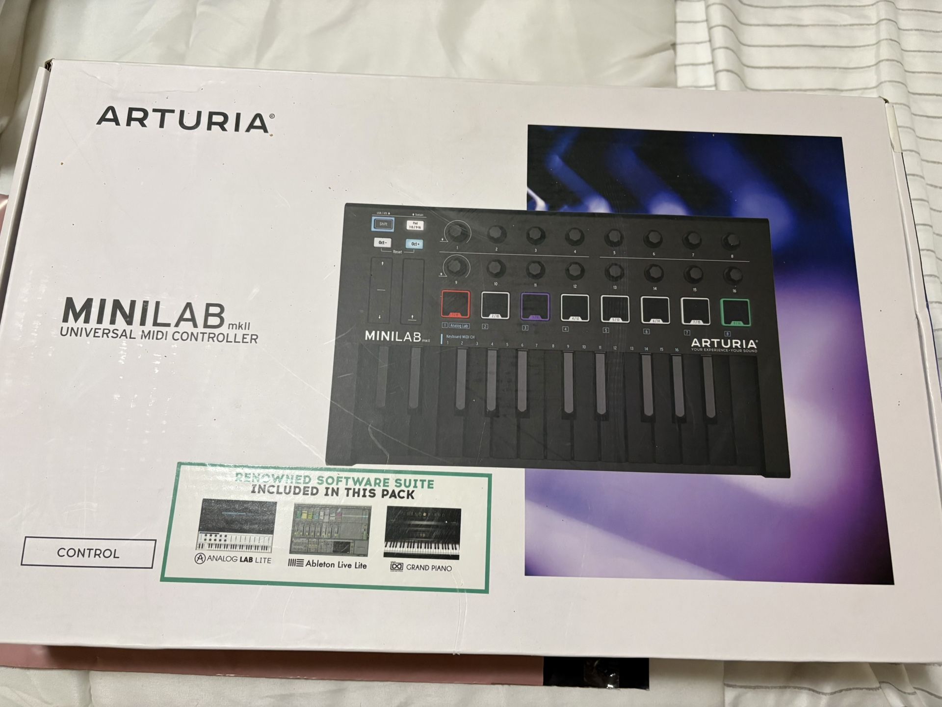 ARTURIA MINILAB mill UNIVERSAL MIDI CONTROLLER