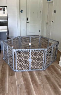 Large Play Yard / Pet Fence