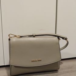 Michael Kors Ellis Crossbody Bag