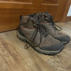 Size 9.5 Men’s Hiking Boots