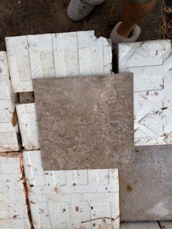 Mármol and ceramic tile