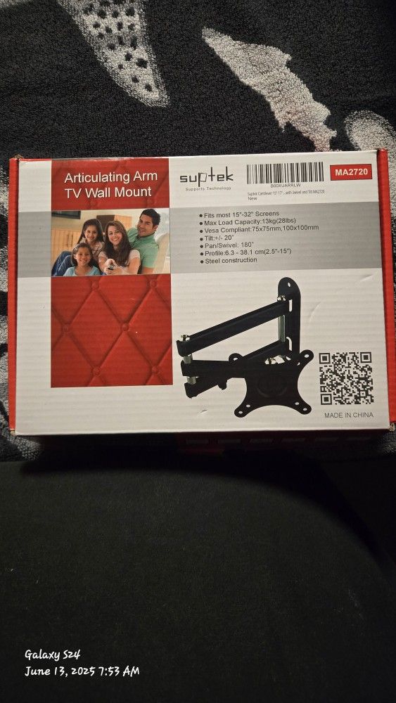 Articulating Arm TV Wall Mount
