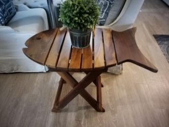 Folding Wood Fish Table