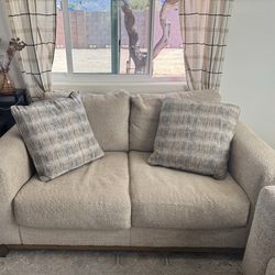 couches Less Than One Year Old