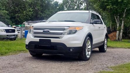 2015 Ford Explorer