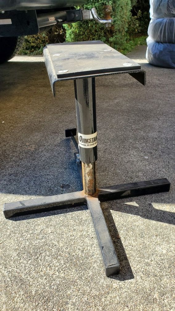 Quickstand dirt bike stand