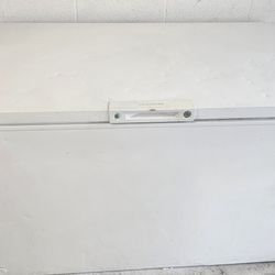 Frigidaire Freezer Chest  14.8 