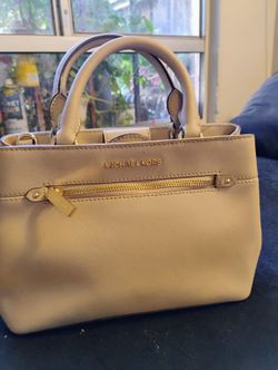 beige bag Michael Kors