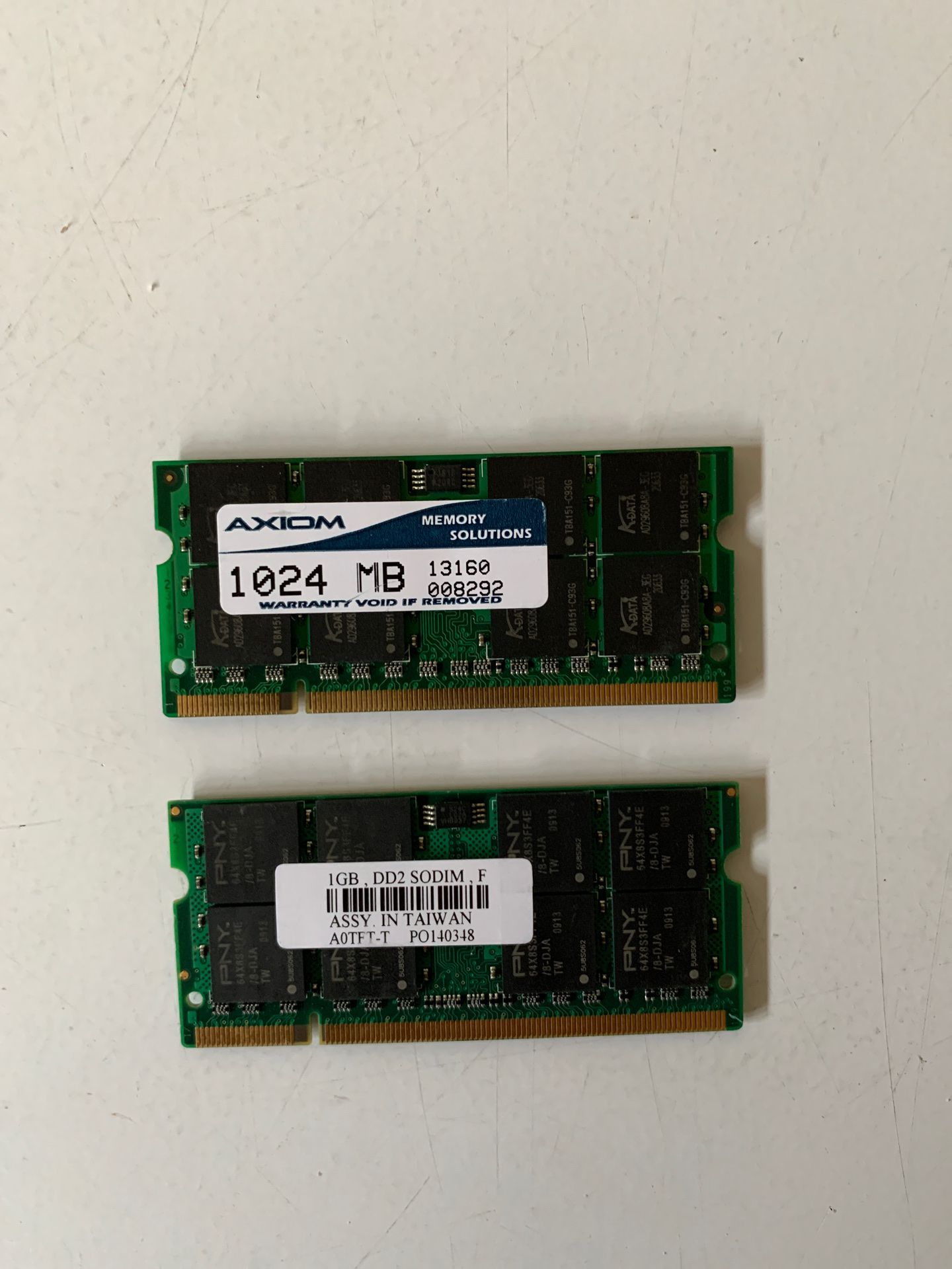 2 GB PC2 Laptop Memory Card- Used/ Working