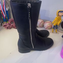 Medium Length Black Girls Size 3 Boots