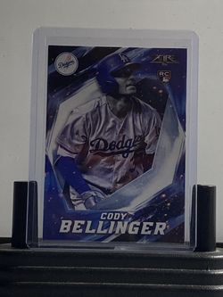 Cody Bellinger 2017 Topps “Fire” Rookie Card (121)